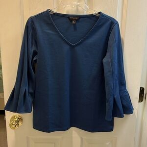 Banana Republic top.